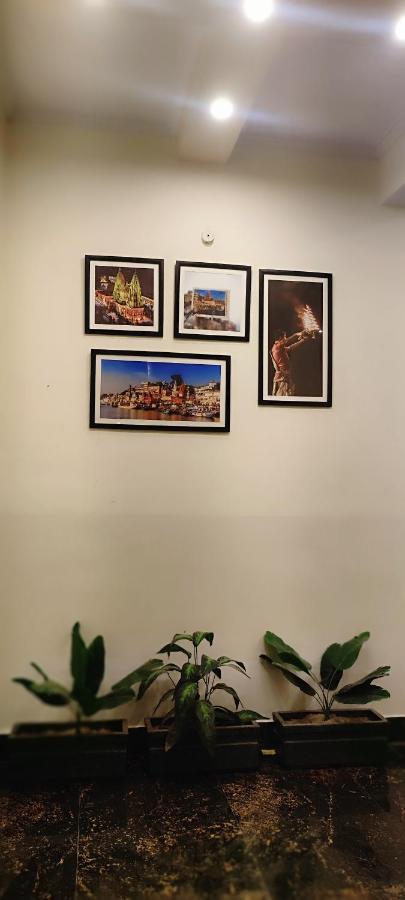 Bhagyashree Guest House 2 Km To Vishwanath Temple, Ganga Ghat Parking Available Váránasí Exteriér fotografie